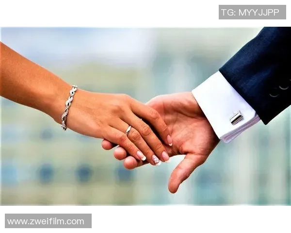 足坛巨星的爱情与婚姻故事背后隐藏的人生抉择与家庭责任